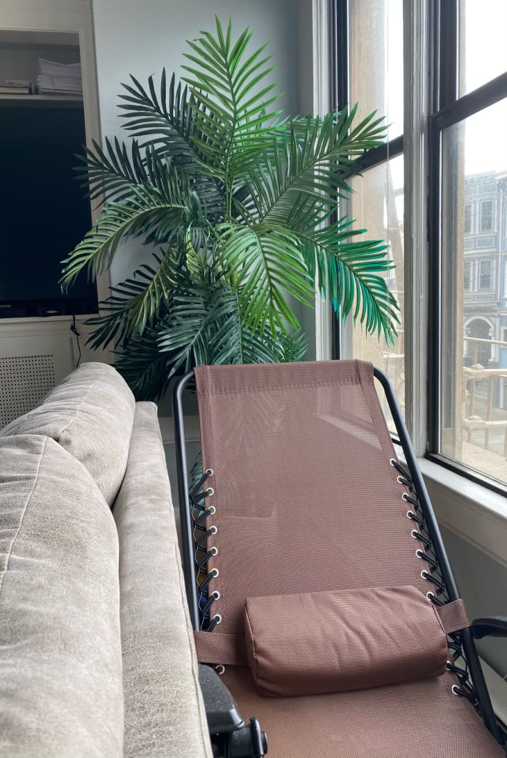 This Beach Chair is So Comfortable That I Put It in My Living Room Apartment Therapy